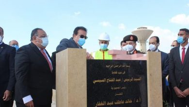 Photo of وزير التعليم العالي يضع حجر الأساس لجامعة حلوان الأهلية