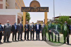 لجنة قطاع العلوم الصيدلية بالمجلس الأعلى للجامعات تزور جامعة الوادى الجديد 