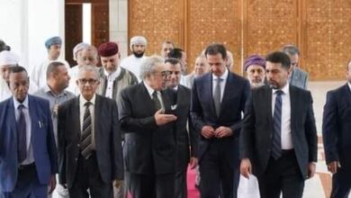 Photo of الرئيس بشار الأسد يلتقي الأمين العام لاتحاد الكتاب العرب وأعضاء الأمانة العامة
