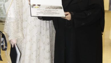 Photo of الفنانة التشكيلية الأستاذة سلوناس داغستاني – تكرم الإعلامية القديرة الأستاذة نوال مسلم