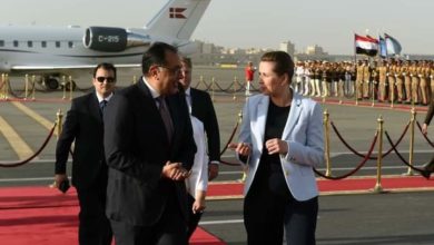 Photo of رئيس الوزراء.. يستقبل رئيسة وزراء الدنمارك بمطار القاهرة