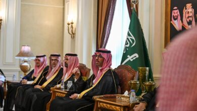 Photo of الأمير سعود بن جلوي يستقبل أصحاب الفضيلة والمعالي ومديري الجهات الحكومية المهنئين بعيد الفطر
